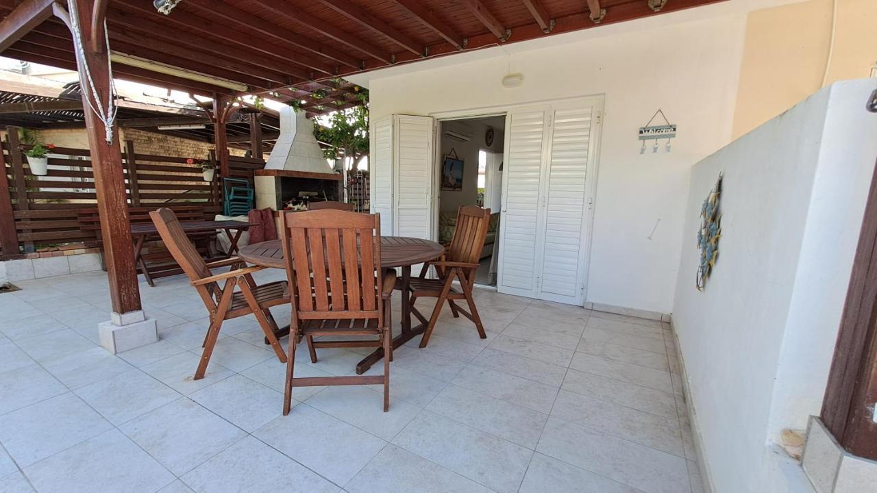 Relaxing Seaside Manors Apartment ลาร์นาคา ภายนอก รูปภาพ