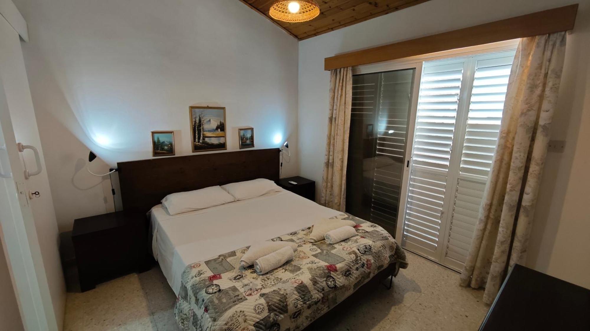 Relaxing Seaside Manors Apartment ลาร์นาคา ภายนอก รูปภาพ